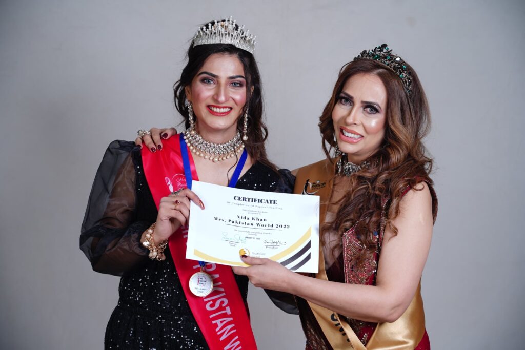 MRS. PAKISTAN – MRS. PAKISTAN- Sonia Ahmed President
